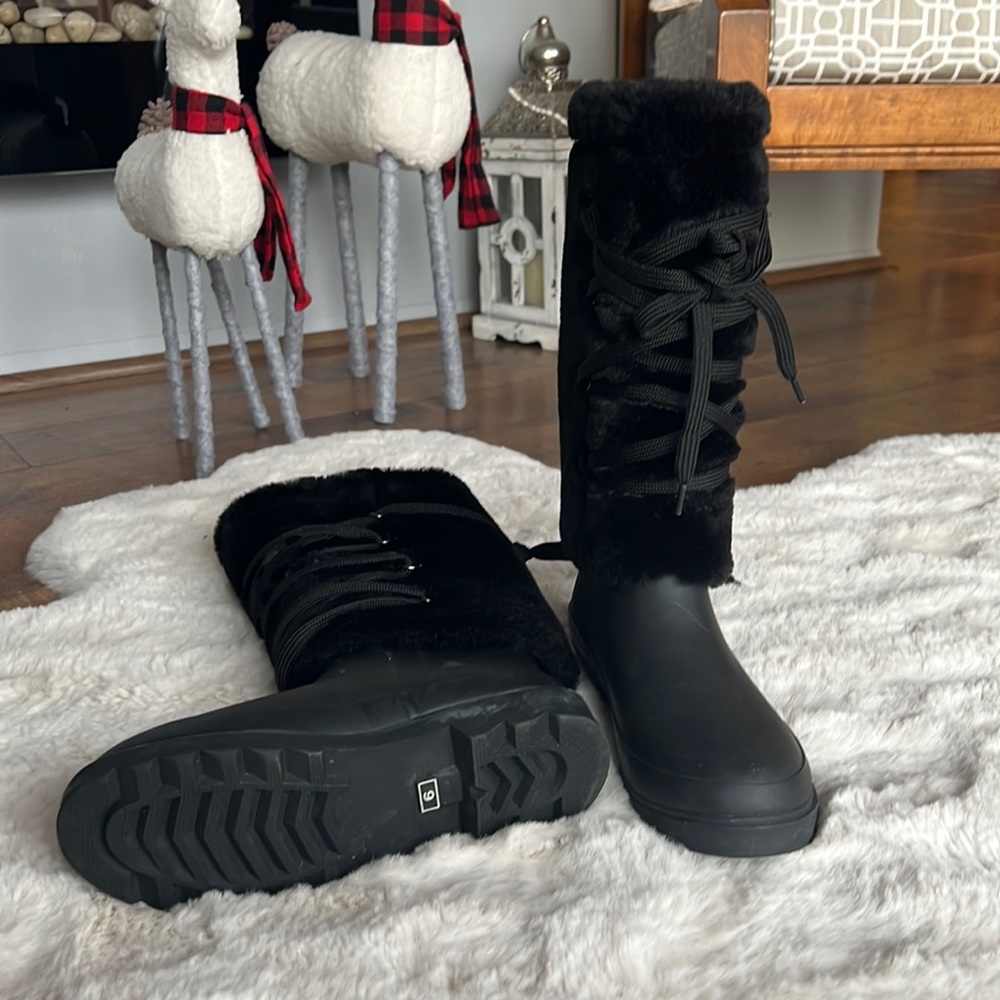 Dirty Laundry black winter boots. Like new!